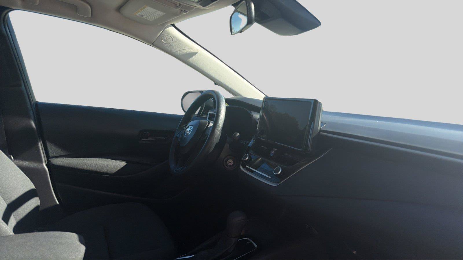 Used 2026 Toyota Corolla LE FWD image 21