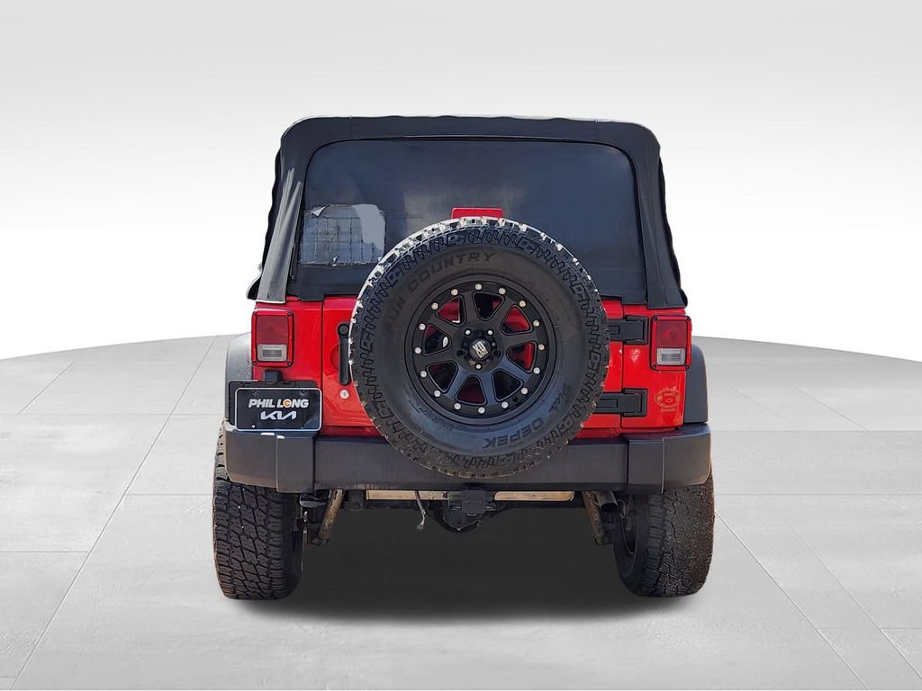 Used 2015 Jeep Wrangler Unlimited Sport AWD/4WD image 6