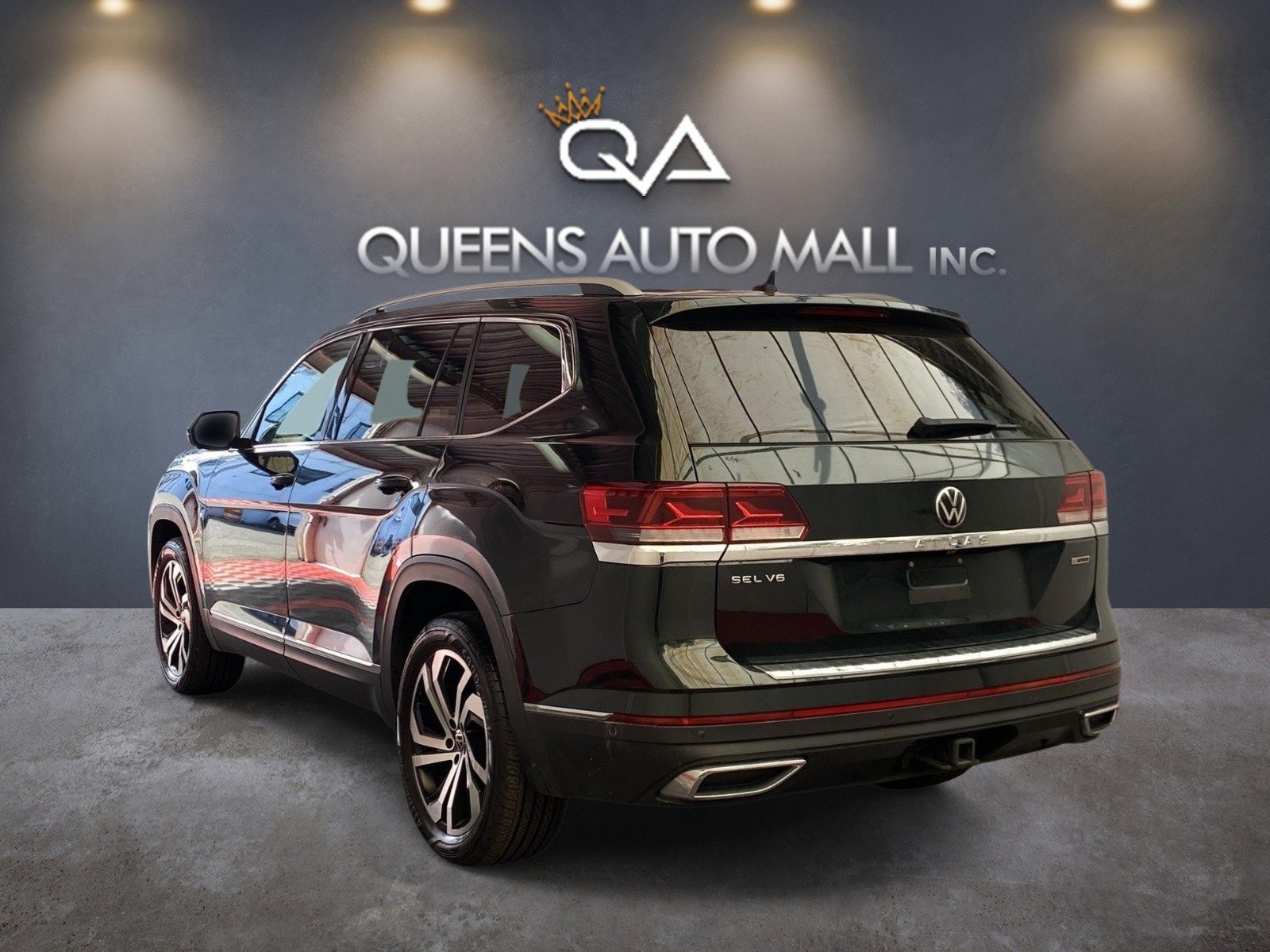 Used 2021 Volkswagen Atlas SEL Premium AWD/4WD image 4