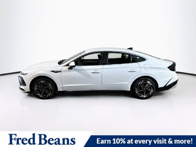 New 2026 Hyundai Sonata SEL FWD image 3