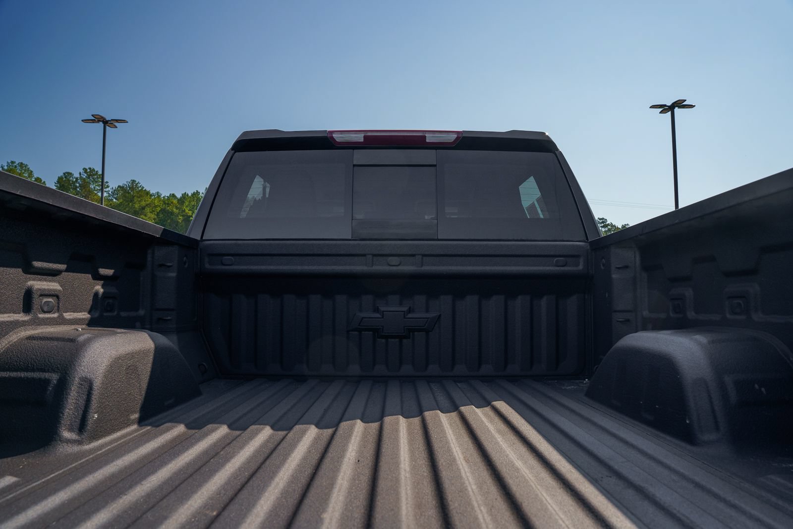 Used 2022 Chevrolet Silverado 1500 LT Trail Boss w/ LT Trail Boss Premium Package AWD/4WD image 18