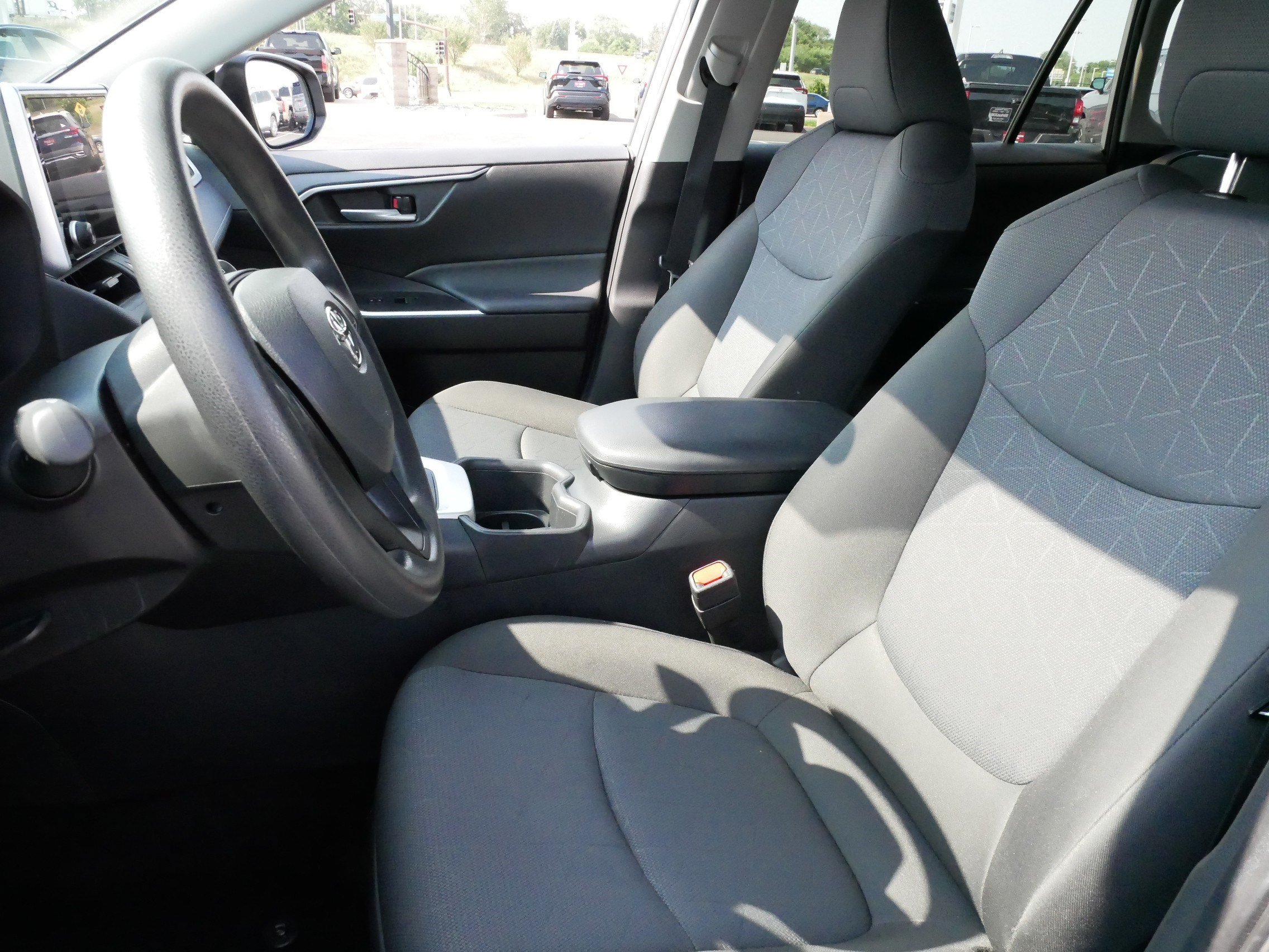 Certified 2025 Toyota RAV4 XLE AWD/4WD image 12