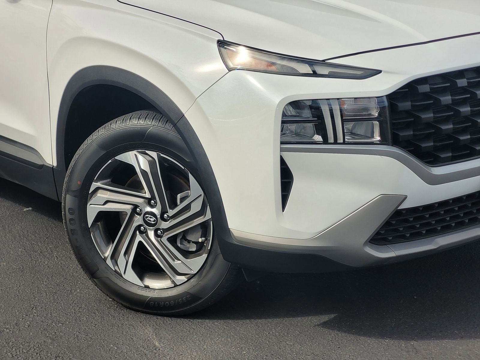 Used 2022 Hyundai Santa Fe SE image 9