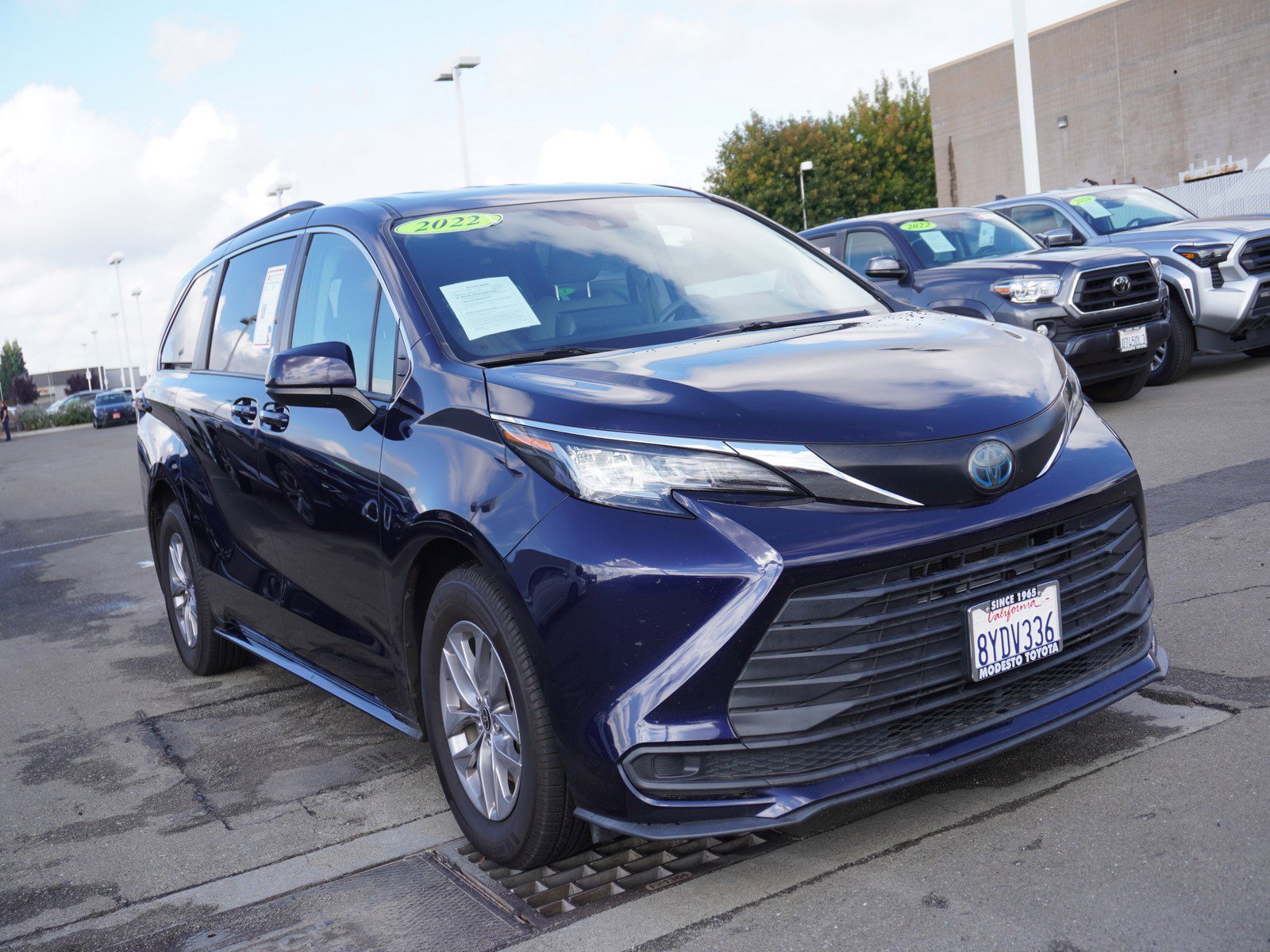 Used 2022 Toyota Sienna LE