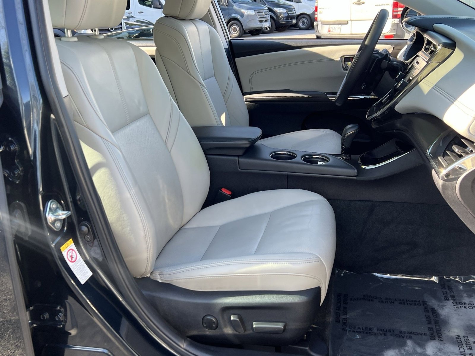 Used 2017 Toyota Avalon Limited FWD image 31