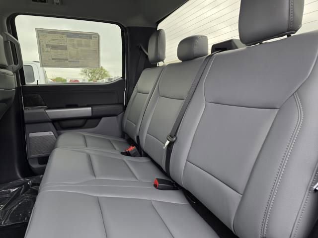 New 2025 Ford F150 Lightning Flash image 34