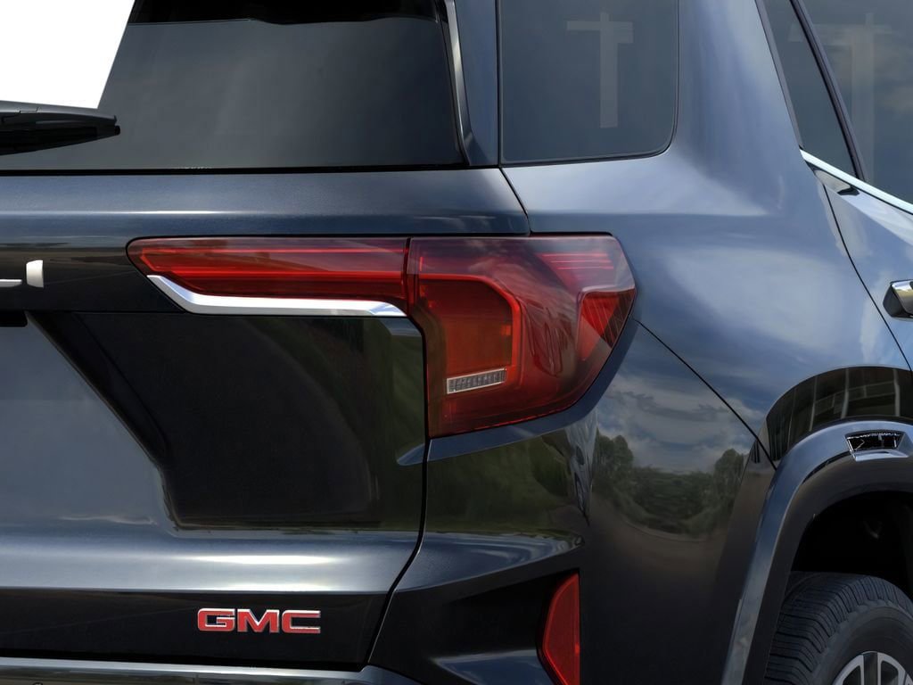 New 2026 GMC Terrain Denali w/ LPO, Floor Liner Package AWD/4WD image 12