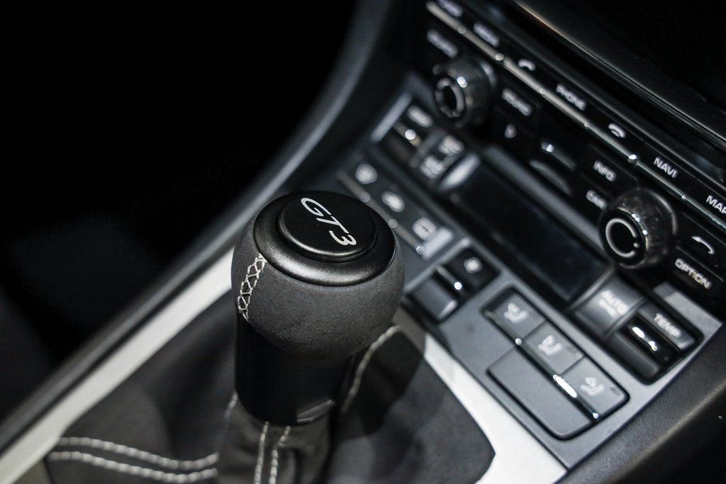 Used 2015 Porsche 911 GT3 image 26