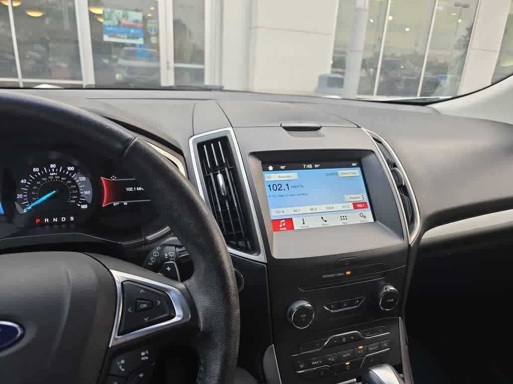 Used 2016 Ford Edge SEL w/ Equipment Group 201A AWD/4WD image 11