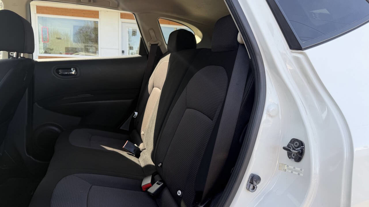 Used 2008 Nissan Rogue SL w/ Premium Pkg image 25