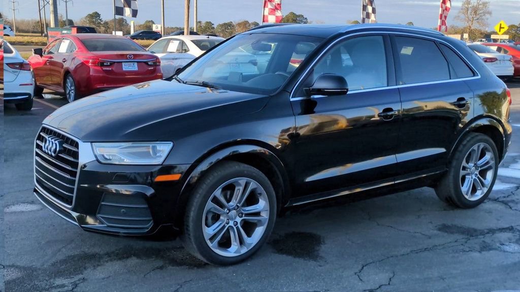 Used 2017 Audi Q3 2.0T Premium Plus w/ Premium Plus Package image 4