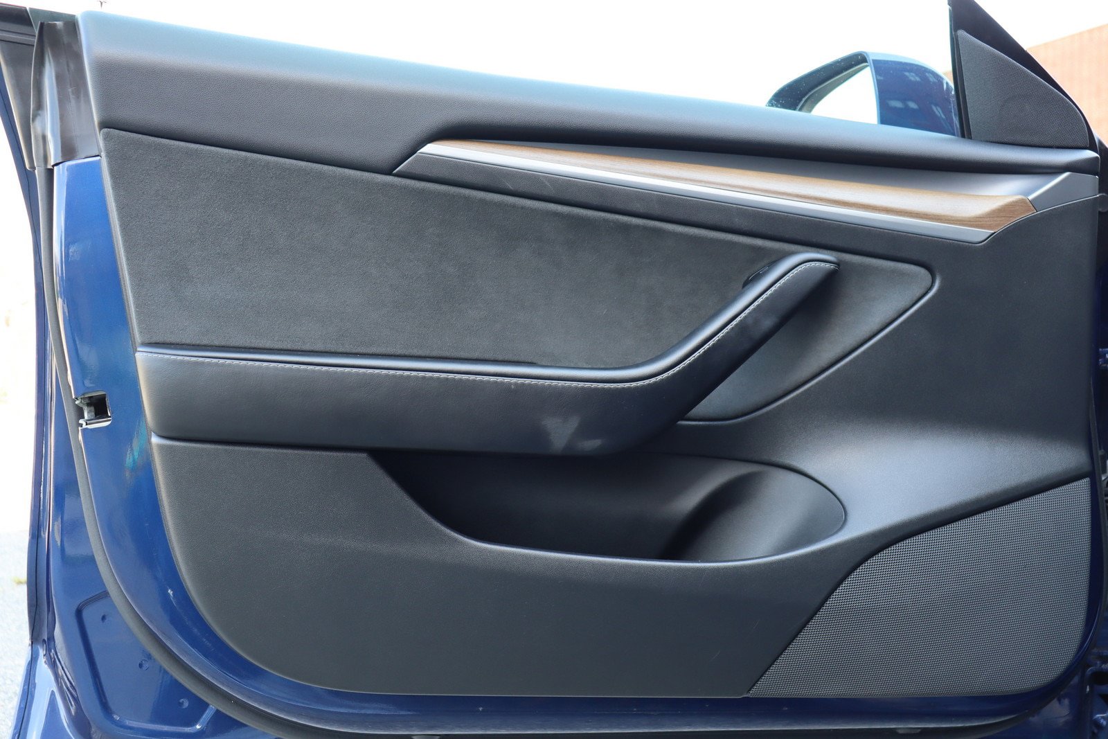 Used 2022 Tesla Model 3 Standard Range RWD image 34