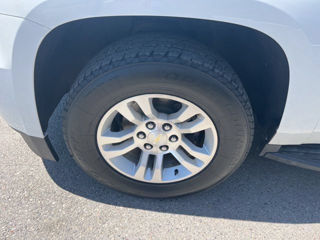 Used 2018 Chevrolet Suburban LT AWD/4WD image 26