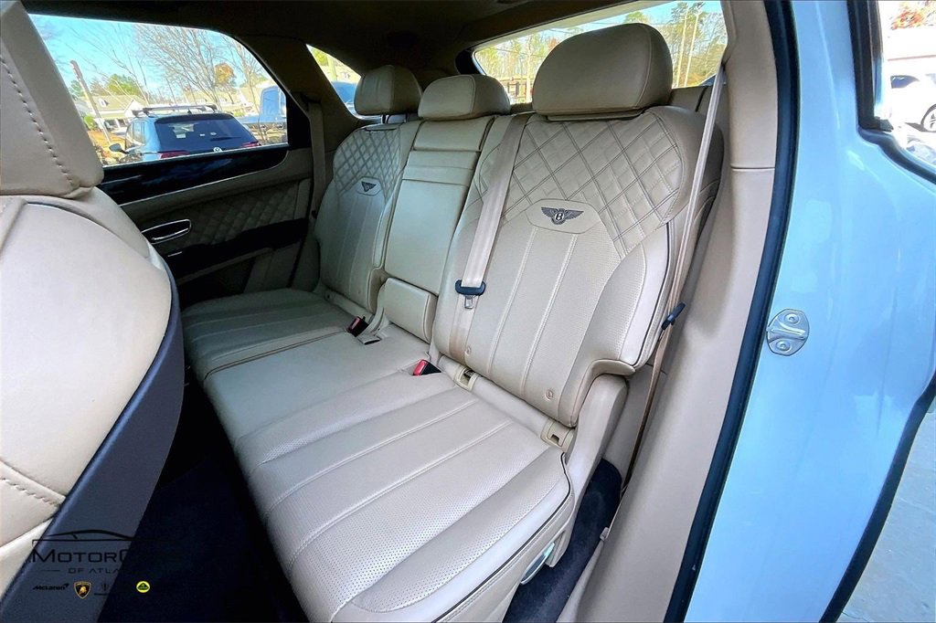 Used 2021 Bentley Bentayga image 23