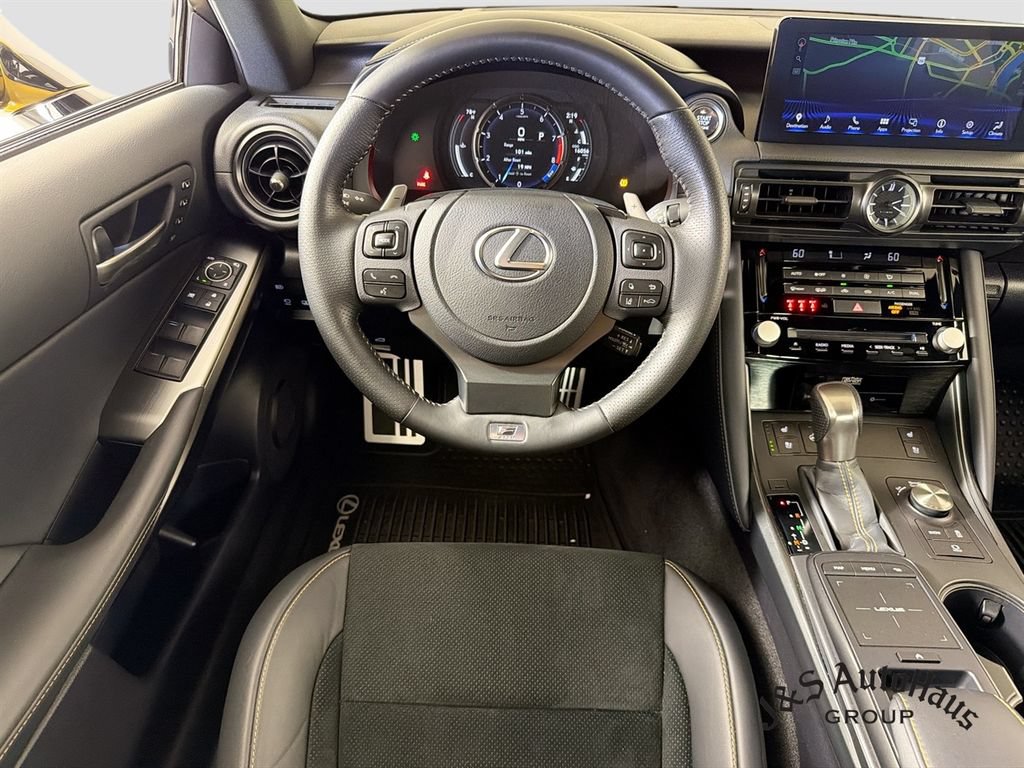 Used 2025 Lexus IS 500 RWD image 29