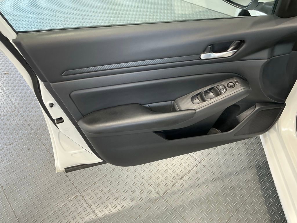 Used 2022 Nissan Altima 2.5 S image 23