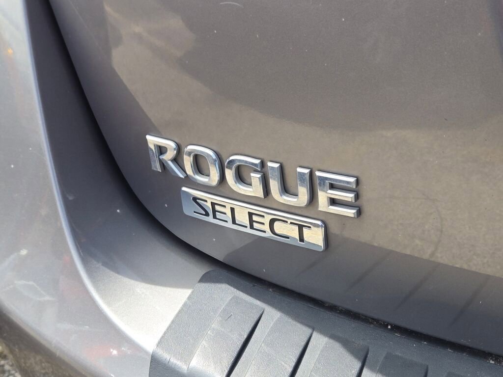 Used 2015 Nissan Rogue S w/ Convenience Package image 3