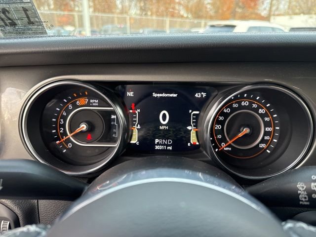 Used 2022 Jeep Wrangler Unlimited Sahara w/ LED Lighting Group image 9