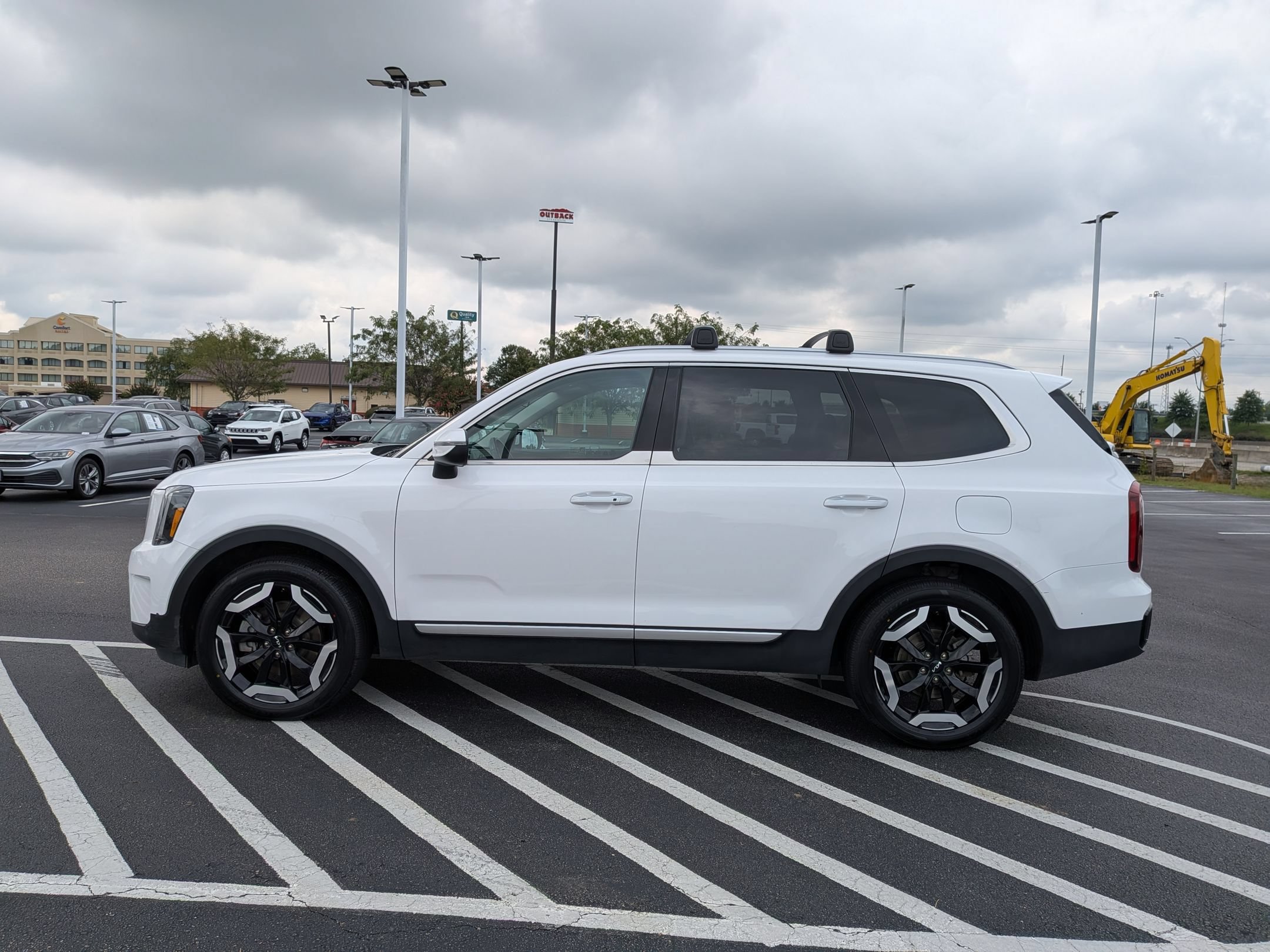Used 2025 Kia Telluride S AWD/4WD image 6