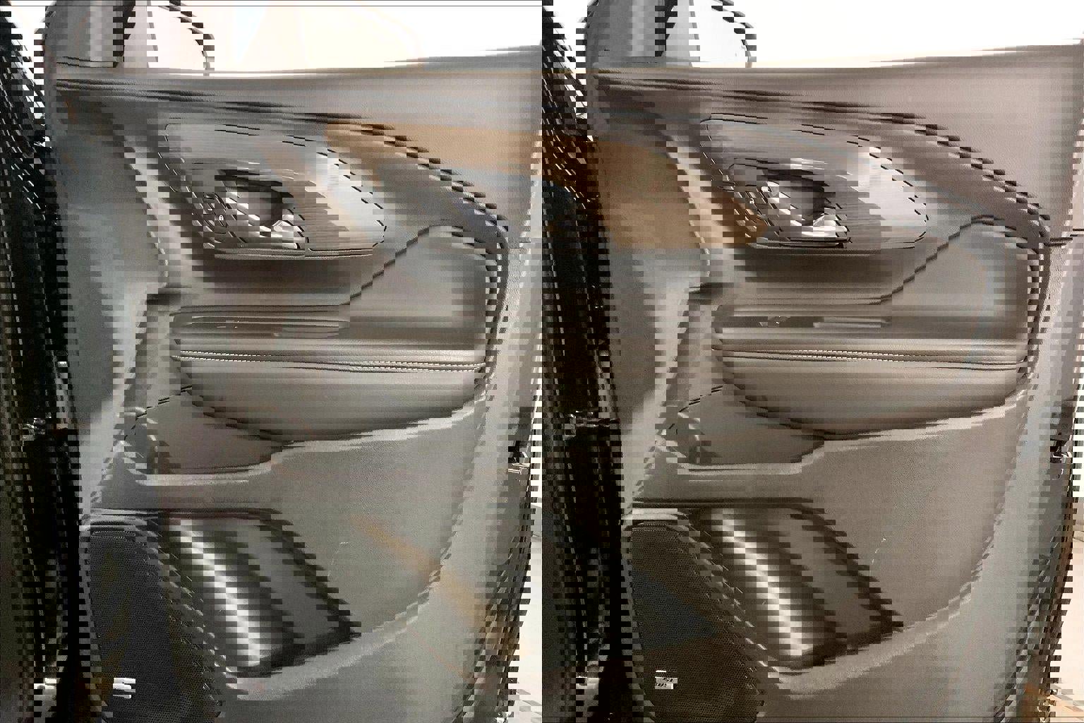 Used 2023 GMC Terrain Denali w/ Black Diamond Edition image 25