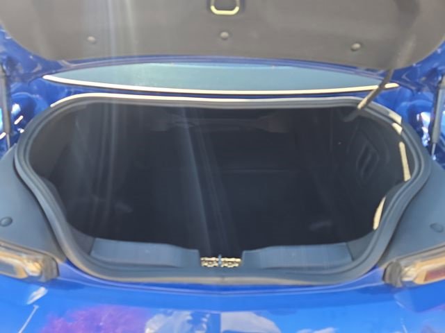 Used 2020 Chevrolet Camaro LT w/ Technology Package image 18