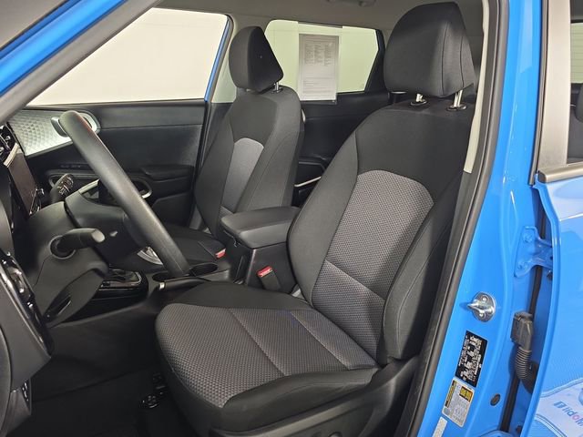 Used 2023 Kia Soul S FWD image 15