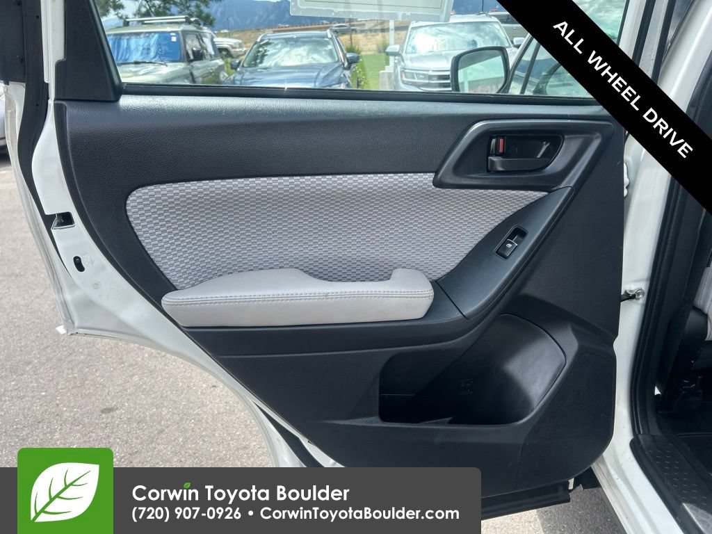 Used 2017 Subaru Forester 2.5i w/ Alloy Wheel Package AWD/4WD image 18