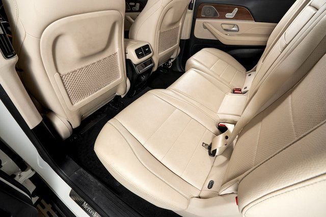 Used 2022 Mercedes-Benz GLS 450 4MATIC image 24