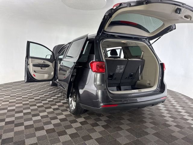 Certified 2020 Kia Sedona EX image 18