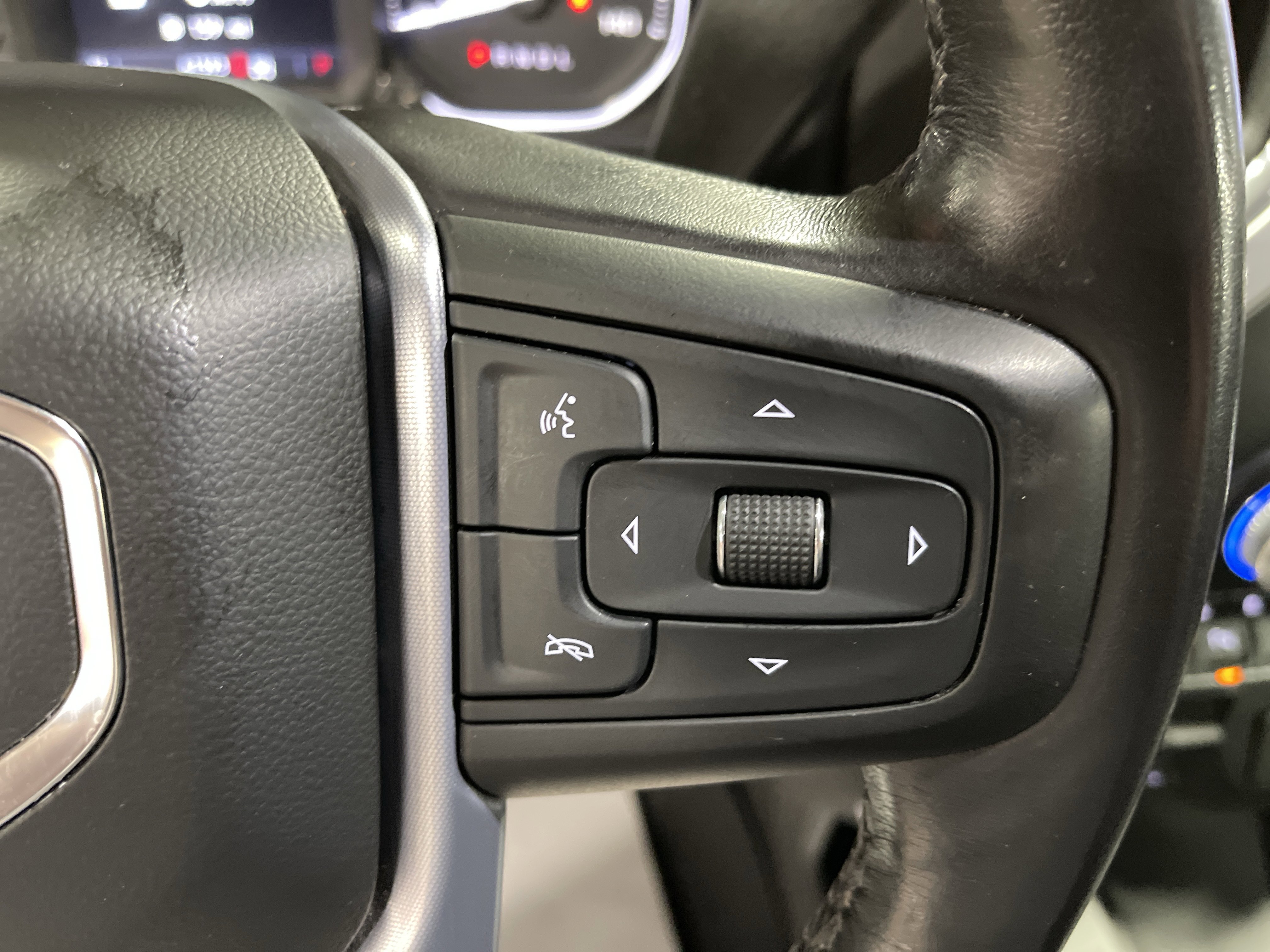 Used 2019 GMC Sierra 1500 SLT w/ SLT Premium Plus Package image 21