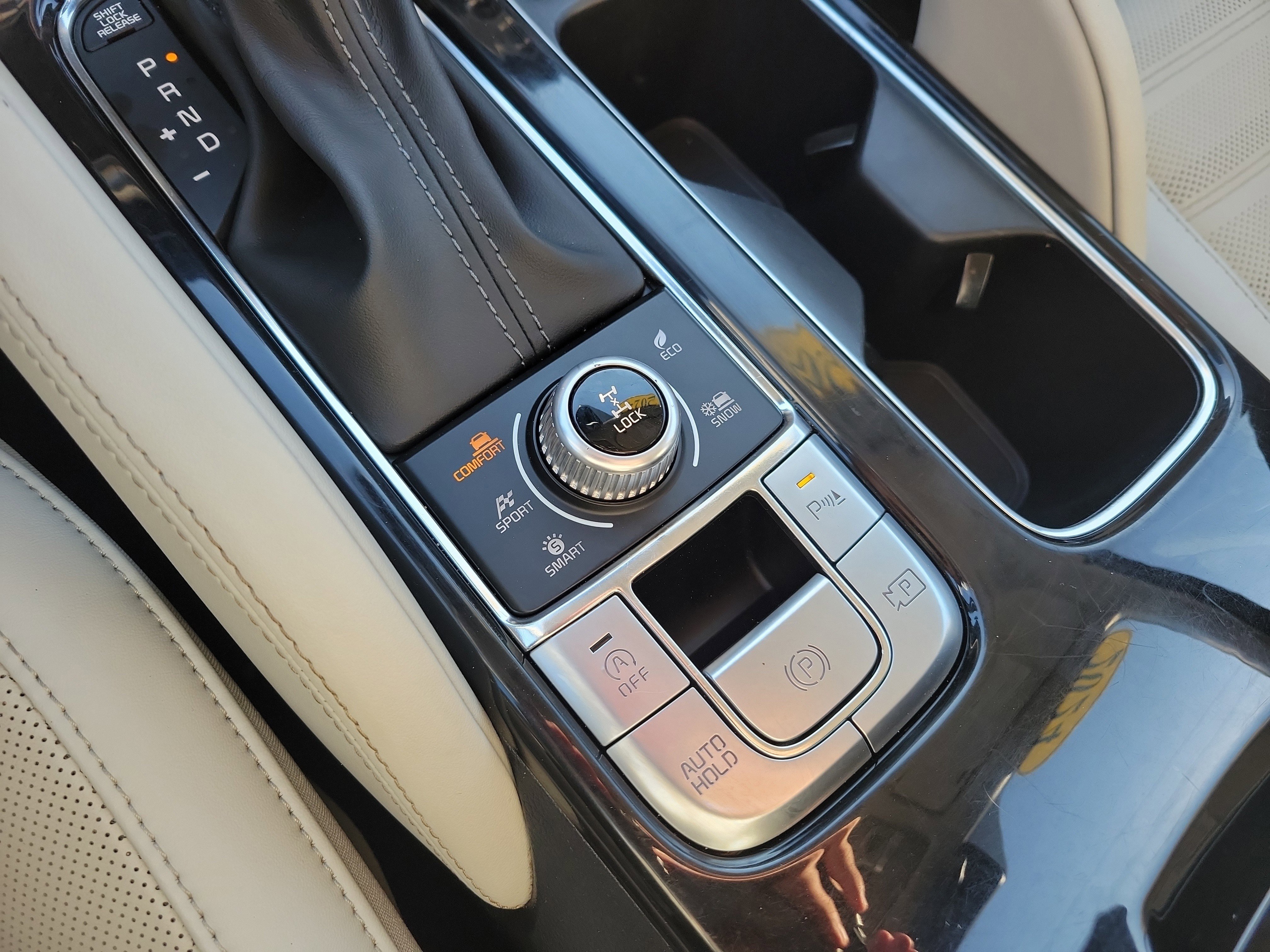 Used 2024 Kia Telluride SX Prestige image 40