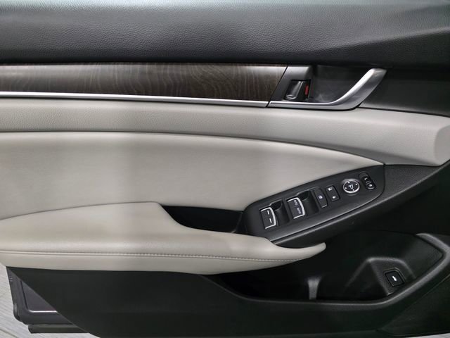 Used 2020 Honda Accord EX image 10