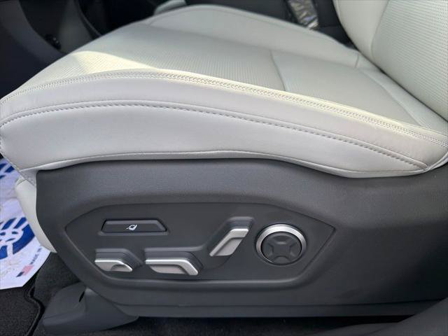 New 2026 Hyundai Santa Fe Calligraphy AWD/4WD image 14