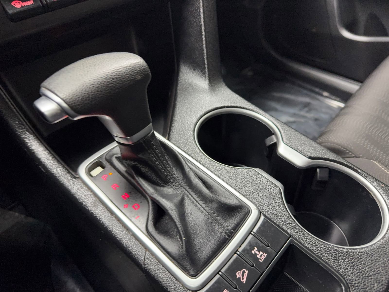 Used 2020 Kia Sportage LX image 31