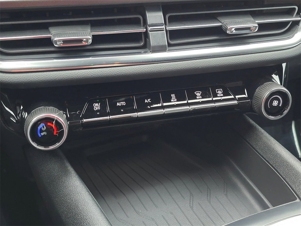 New 2026 Chevrolet Equinox EV LT image 28