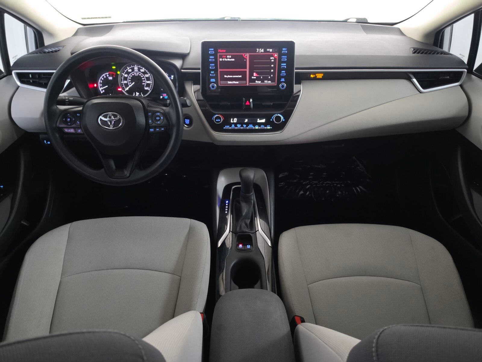 Used 2021 Toyota Corolla LE w/ LE Convenience Package FWD image 28
