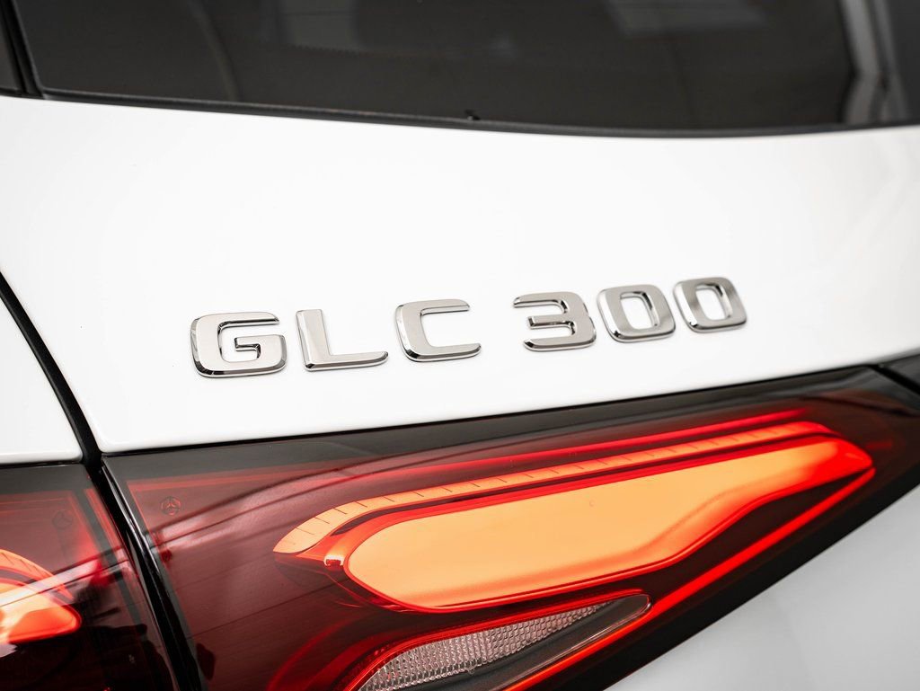 New 2026 Mercedes-Benz GLC 300 4MATIC image 18