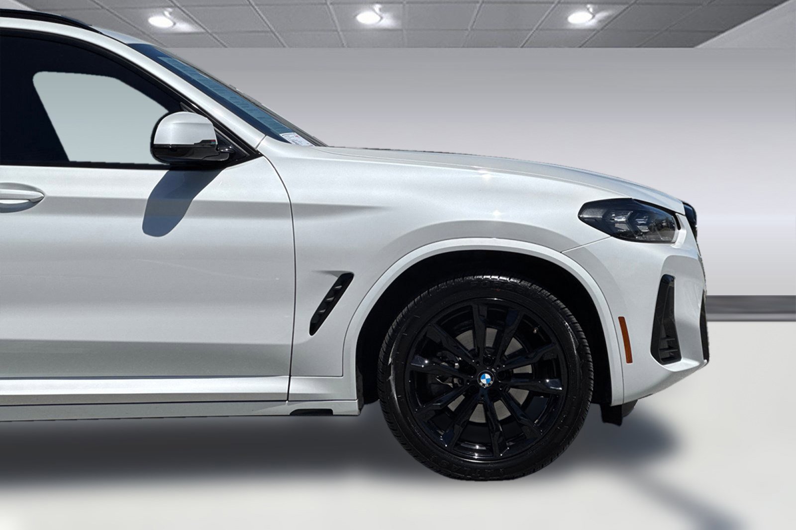 Used 2023 BMW X3 sDrive30i w/ M Sport Package RWD image 35