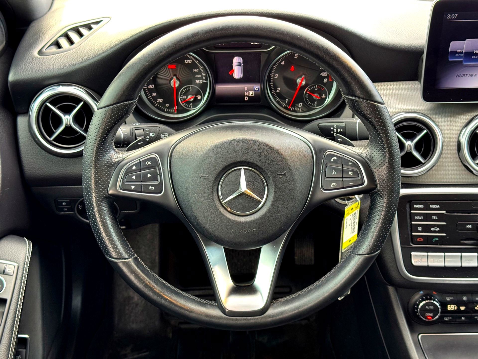 Used 2019 Mercedes-Benz GLA 250 4MATIC image 23