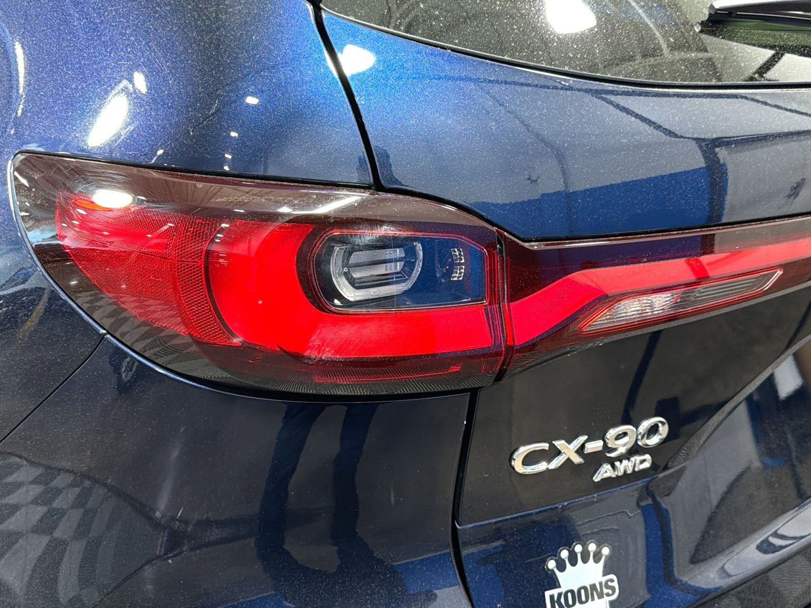 Used 2024 MAZDA CX-90 Plug-In Hybrid w/ Premium Pkg AWD/4WD image 17