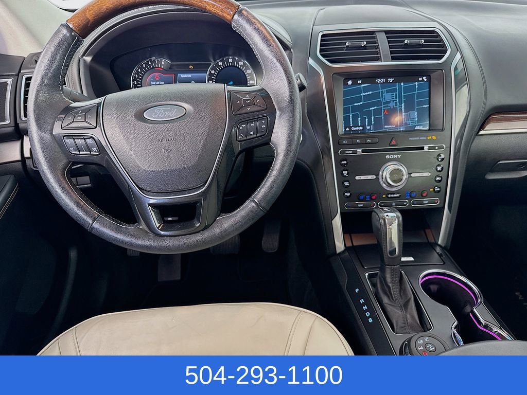 Used 2017 Ford Explorer Platinum image 23