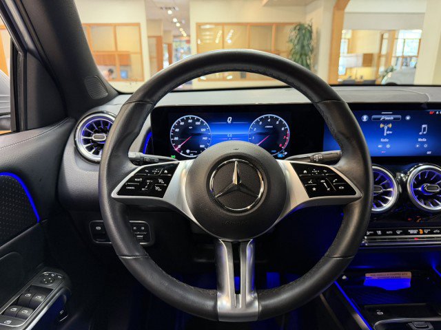 Certified 2025 Mercedes-Benz GLB 250 image 8