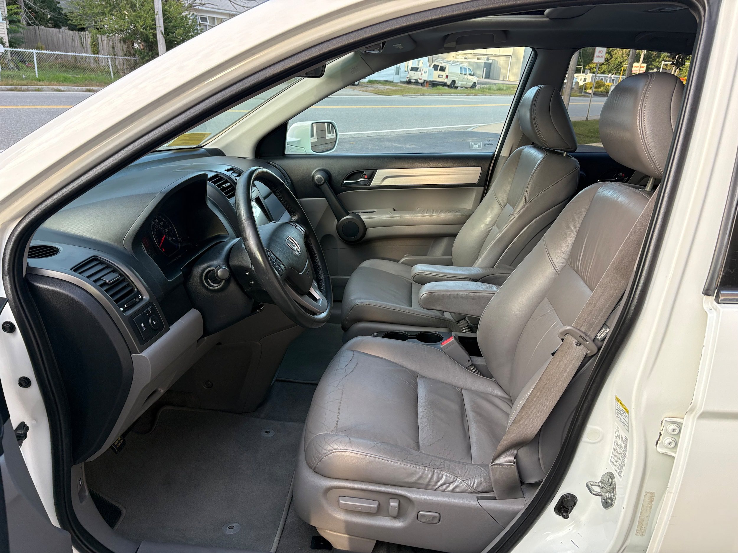 Used 2010 Honda CR-V EX-L image 13