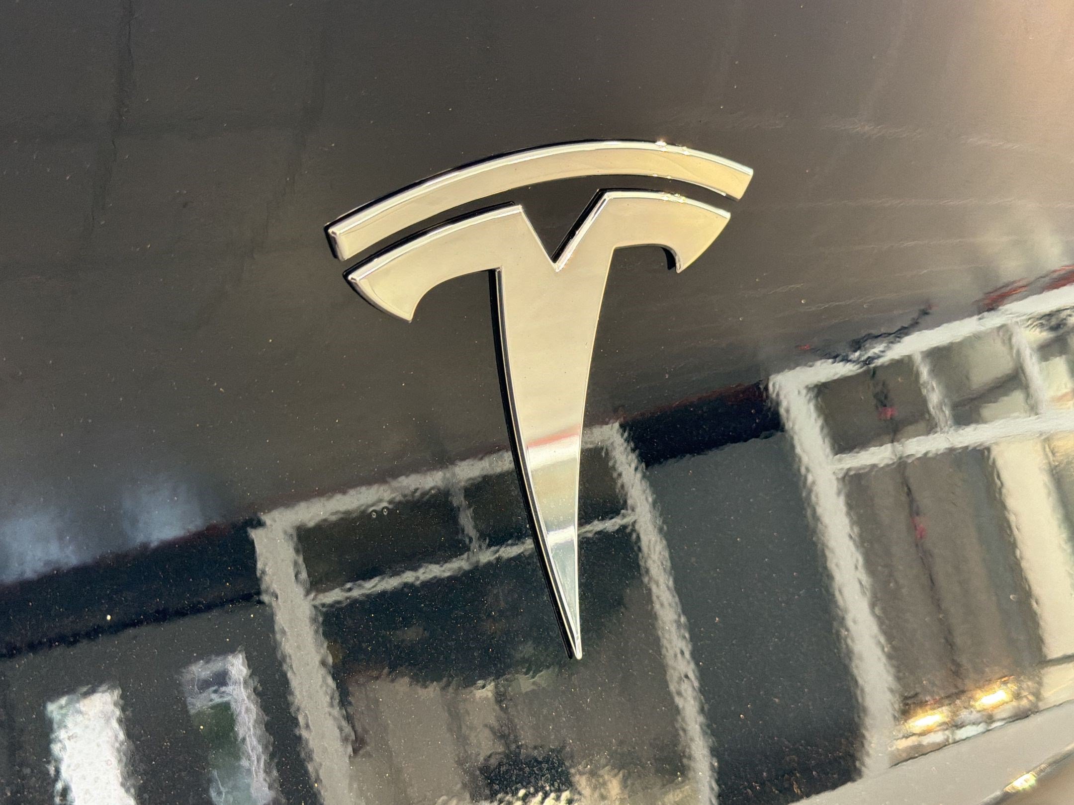 Used 2023 Tesla Model Y 2WD image 32