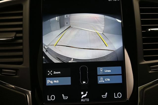 Used 2019 Volvo XC90 T6 Momentum w/ Protection Package Premier AWD/4WD image 11