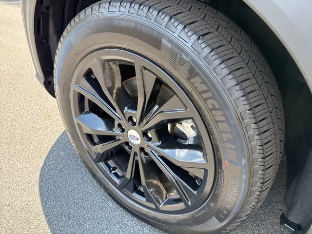 Used 2024 Ford Explorer Limited image 37