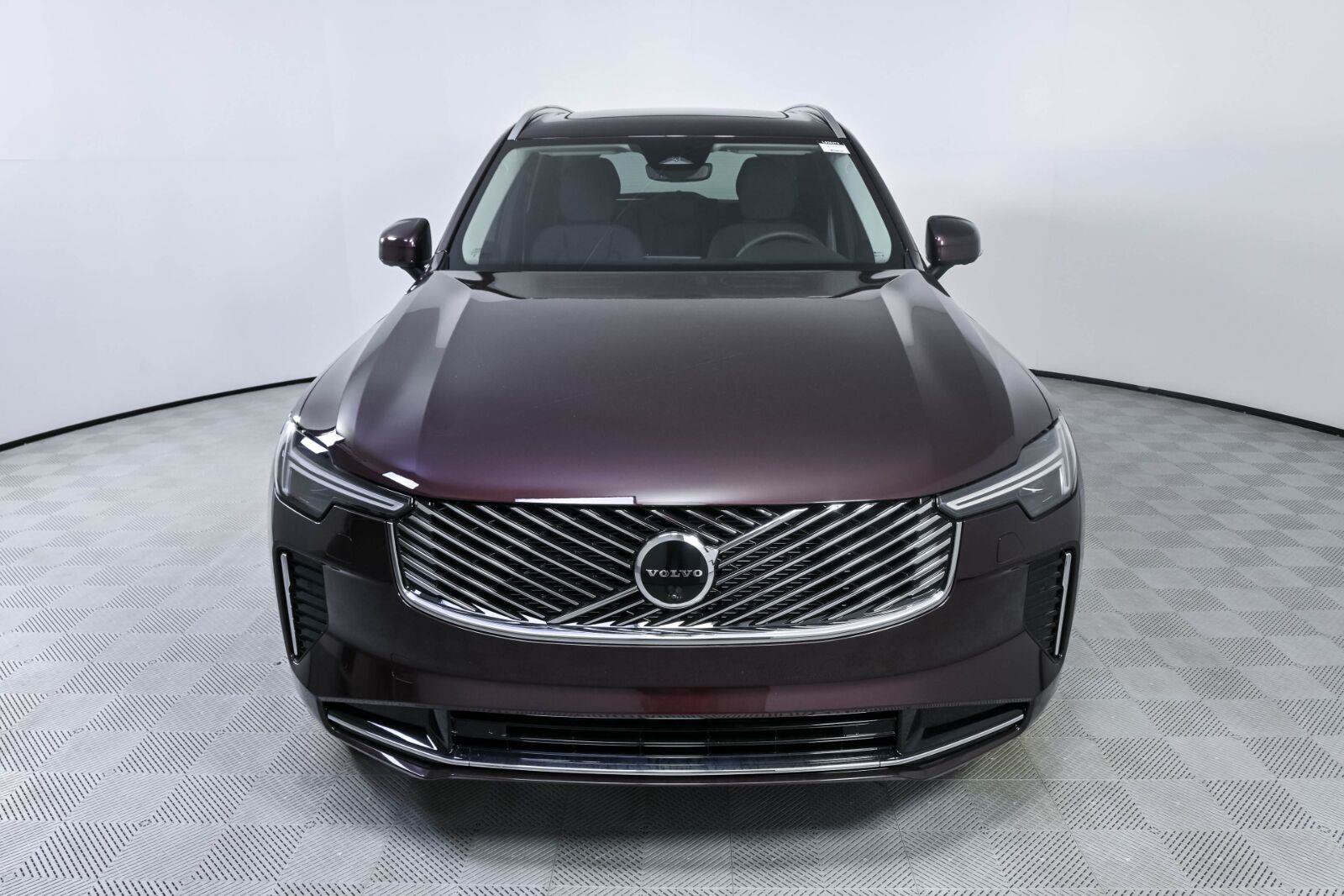 New 2026 Volvo XC90 B6 Plus w/ Protection Package Premier AWD/4WD image 36