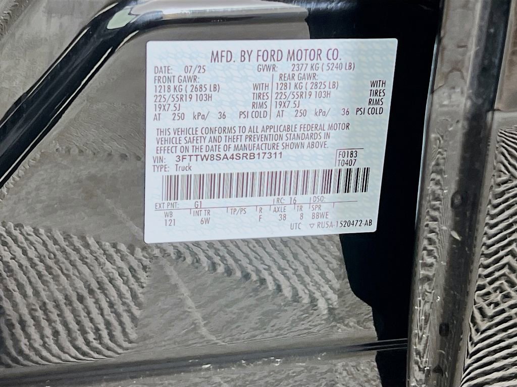 Used 2025 Ford Maverick Lariat w/ Black Appearance Package image 37