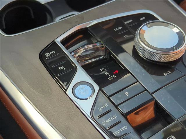 Used 2024 BMW X7 M60i w/ Executive Package image 12