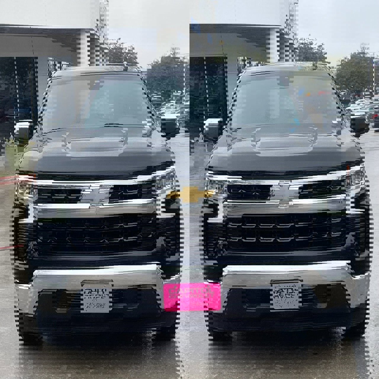 Used 2025 Chevrolet Silverado 1500 LT image 6